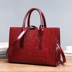 Vintage Crocodile Pattern Handbag